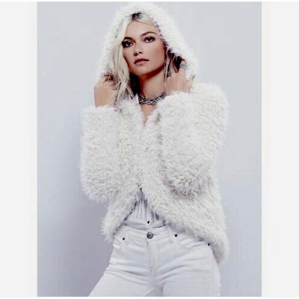 Free People Jacket Ivory Once Upon a Hooded Fuzzy Long Sleeve Hook Closure Sz XS - Picture 2 of 13